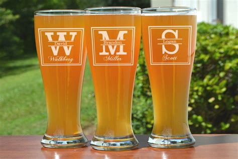 Monogram Beer Glasses for Men (A-Z) 16 oz - Beer Gifts for Men Brother Son Dad Neighbor - Unique Christmas Gifts for Him - Personalized Drinking Gift Beer Glass Mugs - Engraved Beer Can Glass ( J )