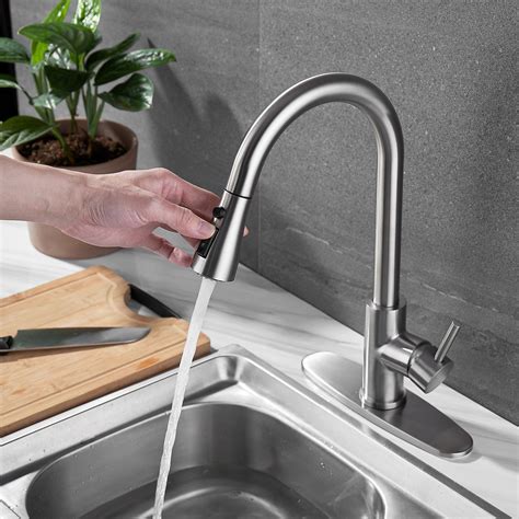 Ravinte Kitchen Faucets with Pull Down Sprayer Goose Neck Spout Single Handle Kitchen Faucet Brushed Nickel Kitchen Sink Faucets Solid Brass Countertop Faucet Farmhouse Sink Faucet